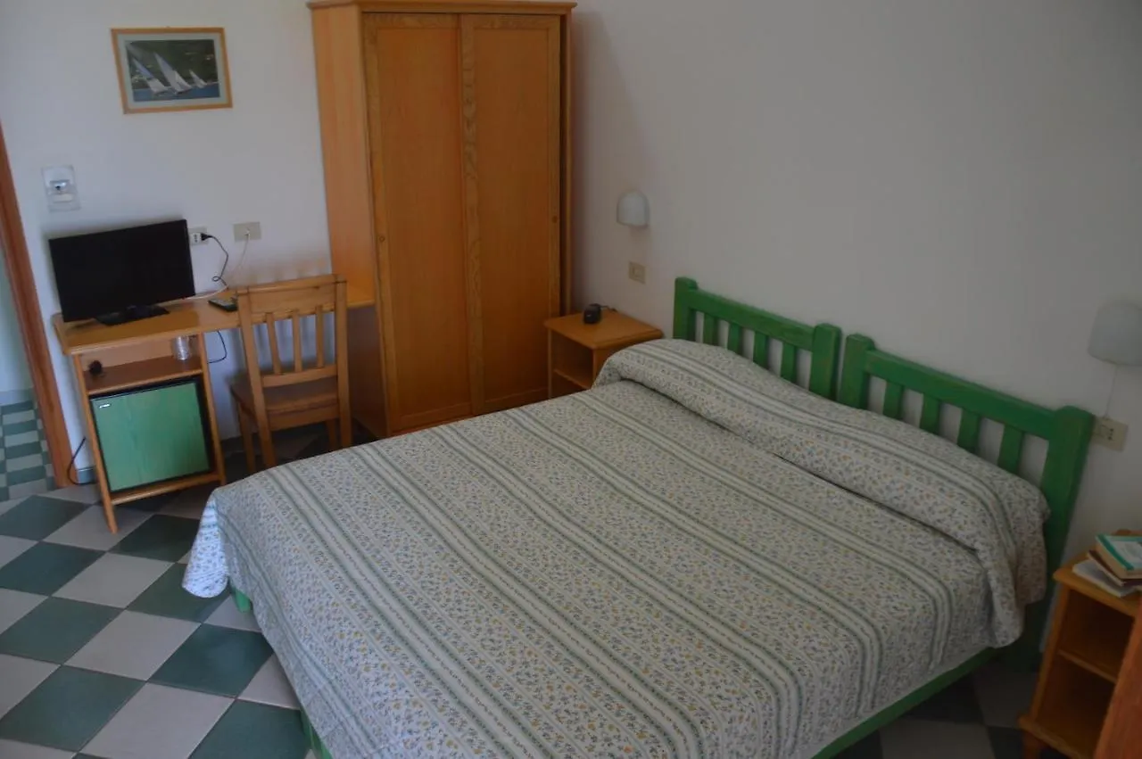 Hotel Guardia Dei Mori Carloforte  3*, Carloforte (Isola di San Pietro) Itálie
